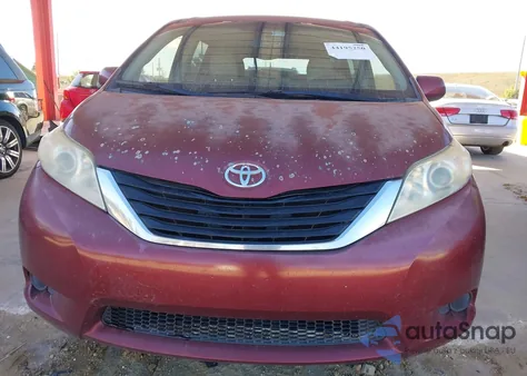 2011 Toyota Sienna Le V6 из США, поврежденный, VIN 5TDKK3DC5BS040082